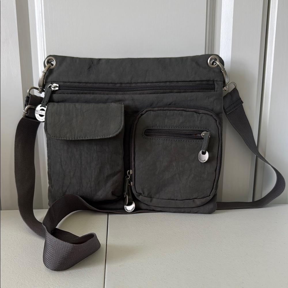 *NEW - TRAVELON GRAY CROSSBODY HANDBAG PURSE